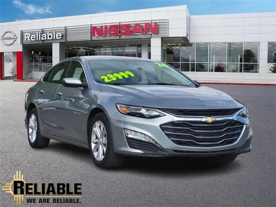 2024 Chevrolet Malibu 1LT photo 1