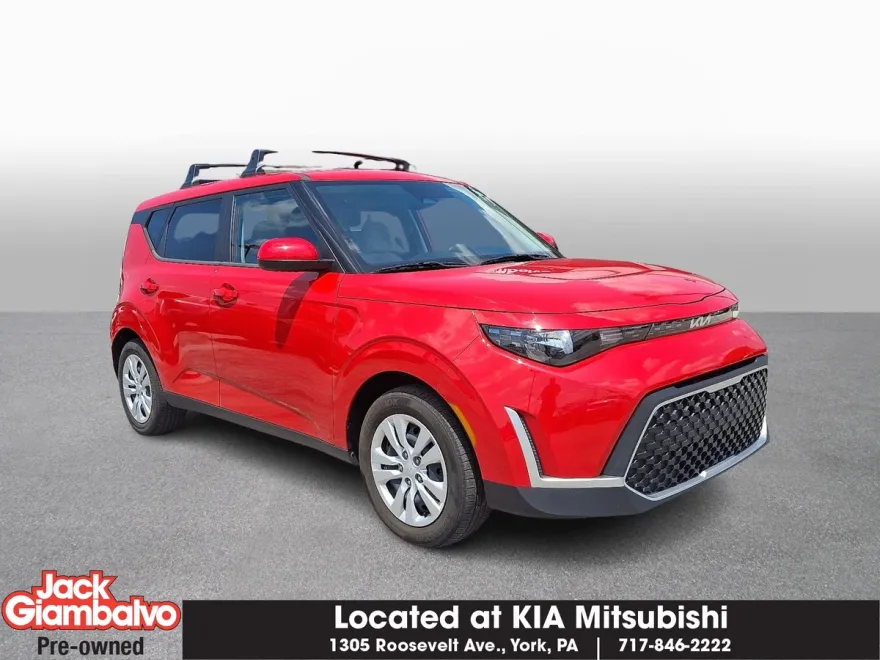 2023 Kia Soul LX photo 1