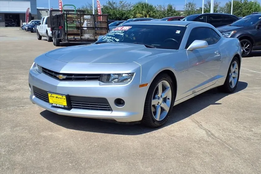 2015 Chevrolet Camaro 2LT photo 1