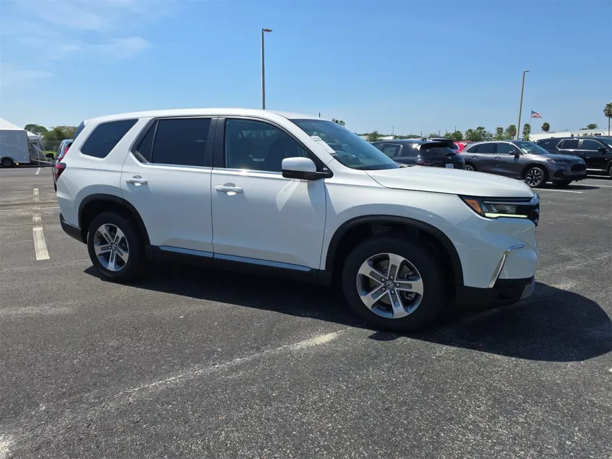 2025 Honda Pilot EX-L photo 1