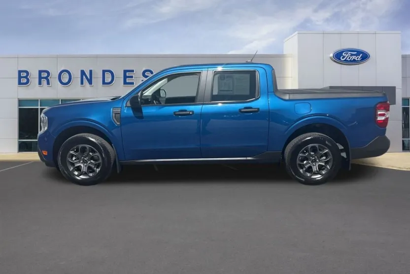 2024 Ford Maverick XLT photo 1
