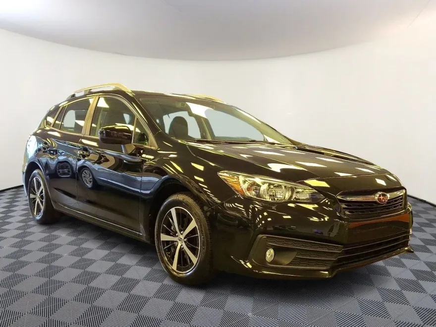 2023 Subaru Impreza Premium photo 1