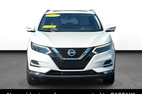 2021 Nissan Rogue Sport SL photo 2