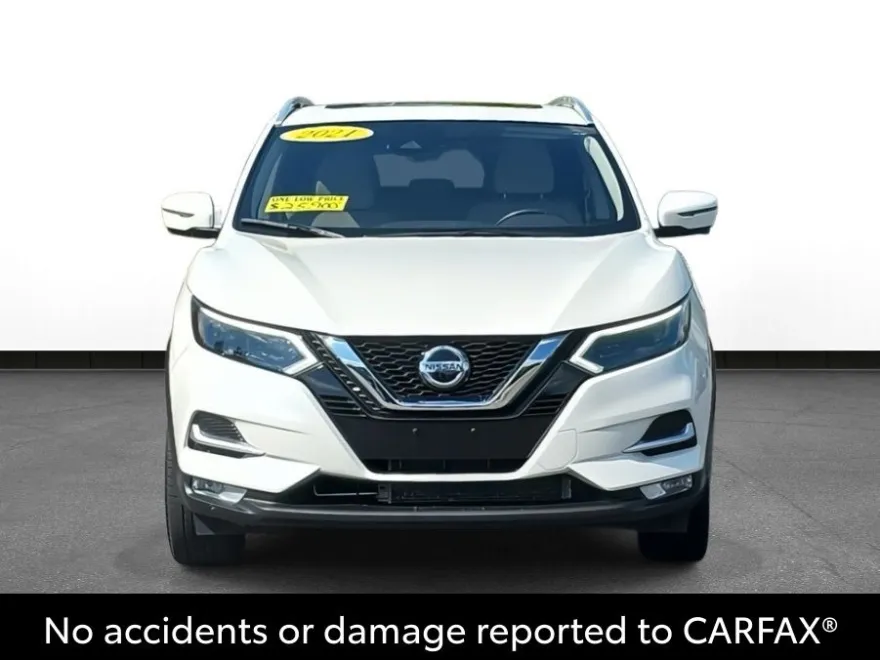 2021 Nissan Rogue Sport SL photo 2