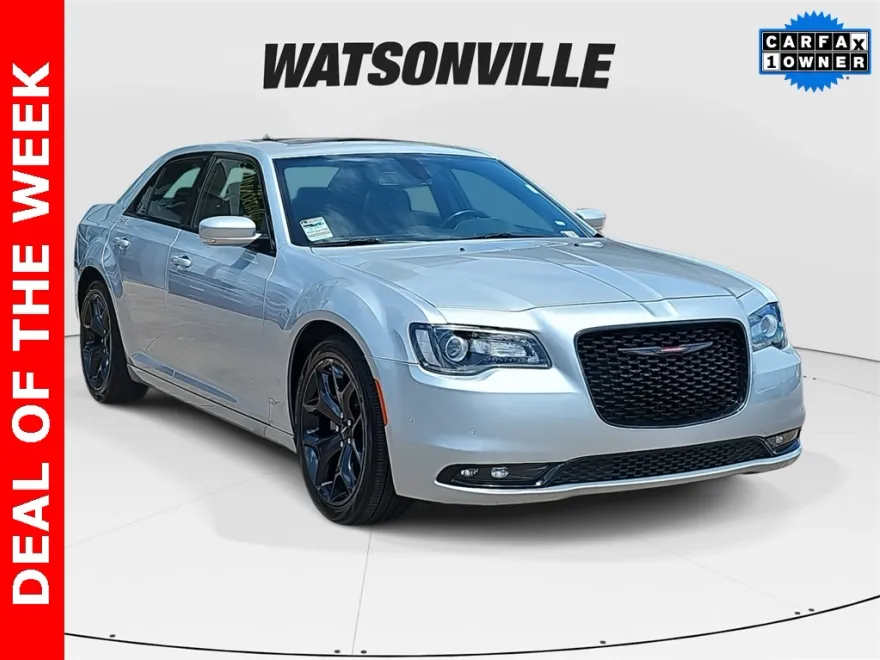 2022 Chrysler 300 S photo 1