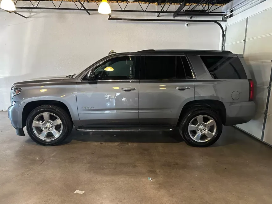 2020 Chevrolet Tahoe Premier photo 1