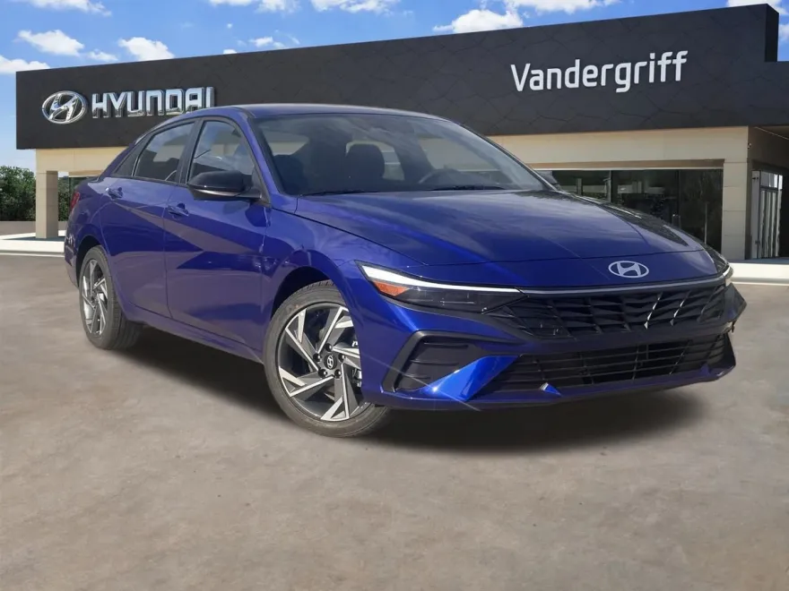 2025 Hyundai Elantra SEL Sport photo 1