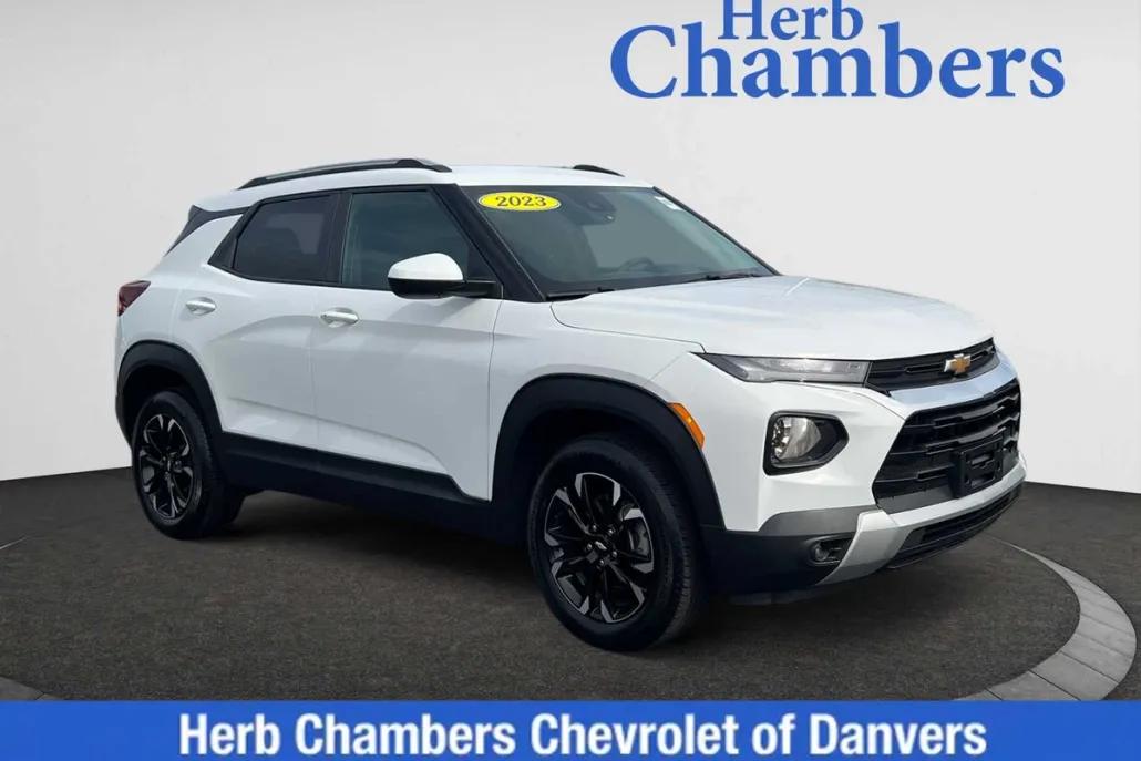 2023 Chevrolet Trailblazer LT photo 1