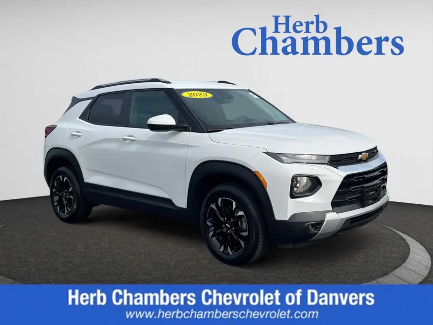 2023 Chevrolet Trailblazer LT photo 1