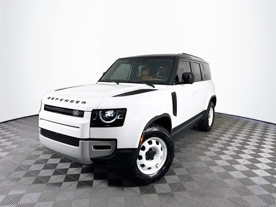 2023 Land Rover Defender 110 S photo 1