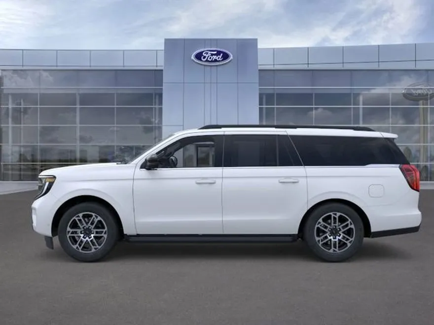 2025 Ford Expedition MAX photo 1