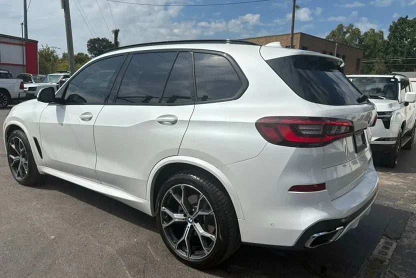 2022 Bmw X5 xDrive40i photo 1
