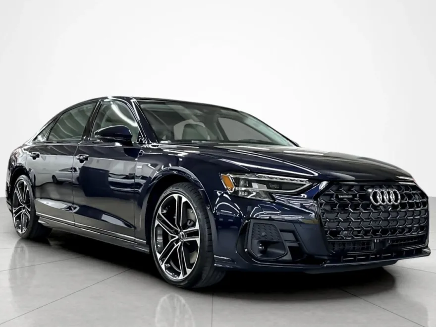 2025 Audi A8 L 55 TFSI Quattro photo 1