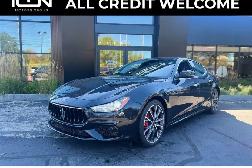 2022 Maserati Ghibli Modena Q4 photo 1