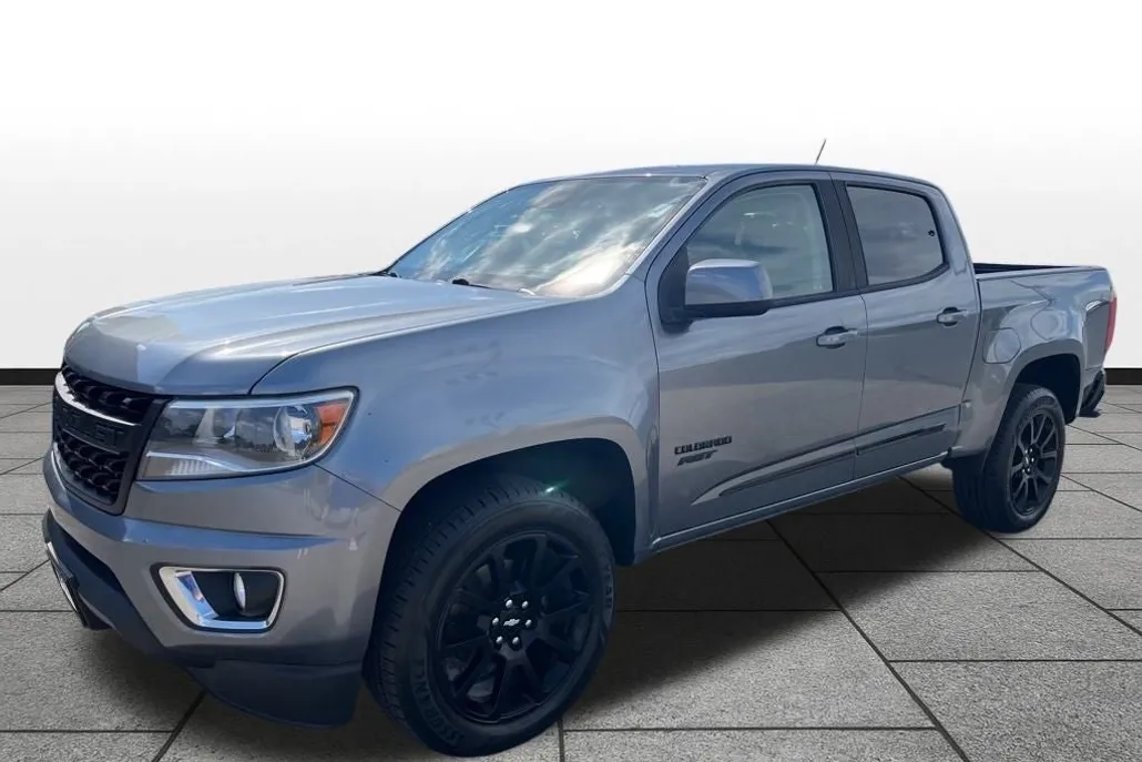 2020 Chevrolet Colorado LT photo 1