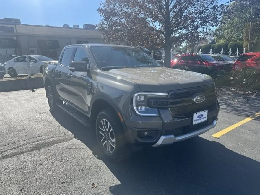 2025 Ford Ranger Lariat photo 1