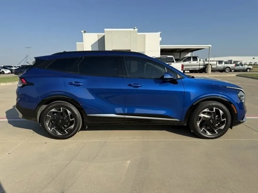 2023 Kia Sportage photo 1
