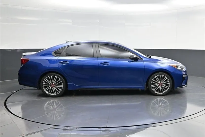 2021 Kia Forte GT photo 1