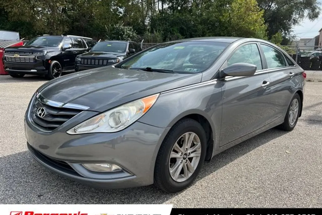 2013 Hyundai Sonata GLS photo 1