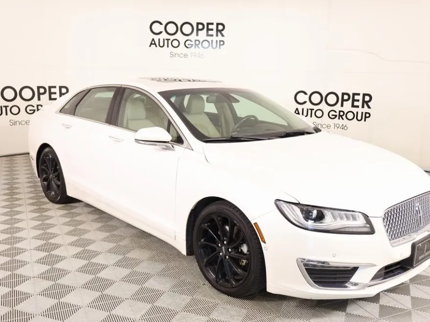 2020 Lincoln MKZ Reserve photo 1