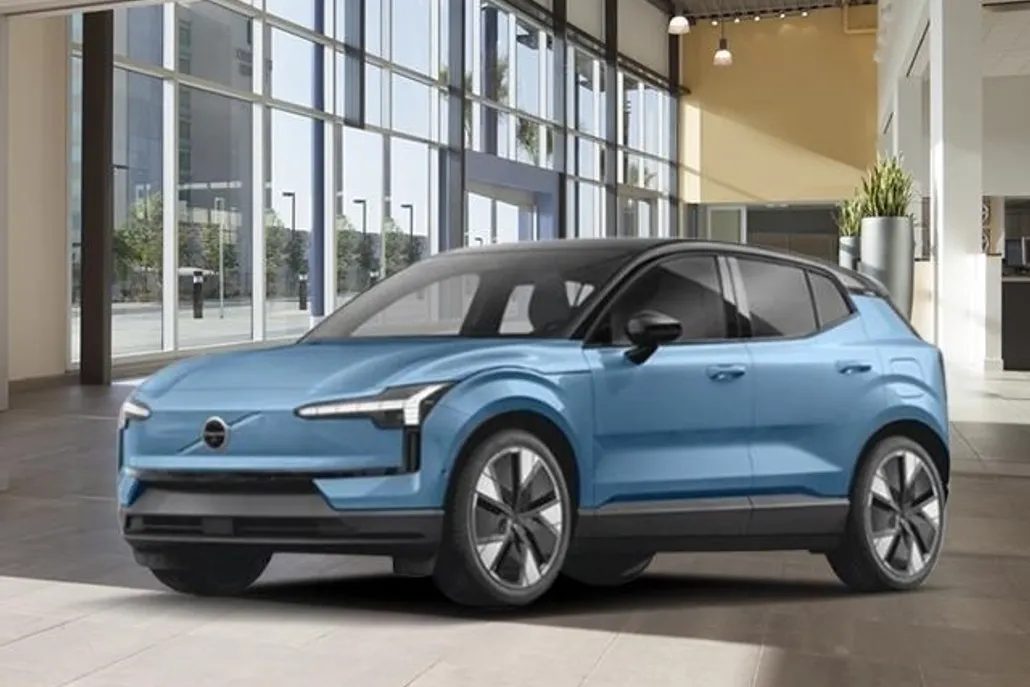 2025 Volvo EX30 Plus photo 1