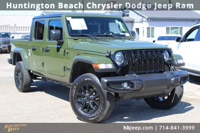 2022 Jeep Gladiator Altitude photo 1