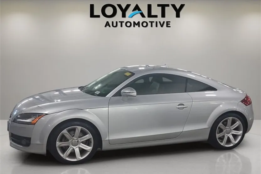2010 Audi TT 2.0T Prestige photo 1