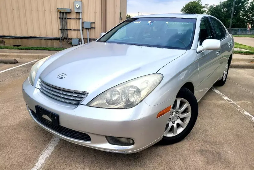 2004 Lexus ES 330 photo 1