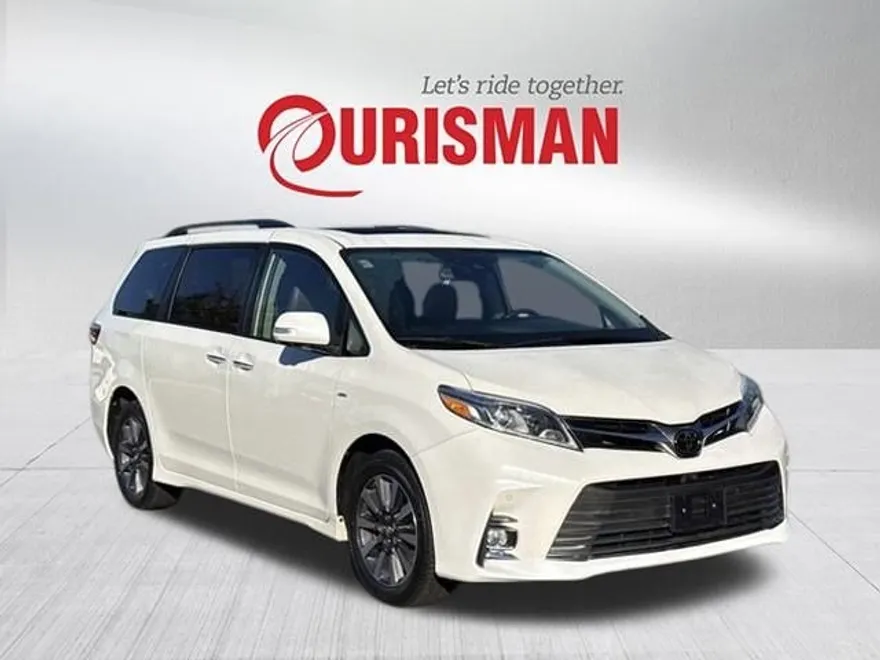 2019 Toyota Sienna Limited Premium photo 1
