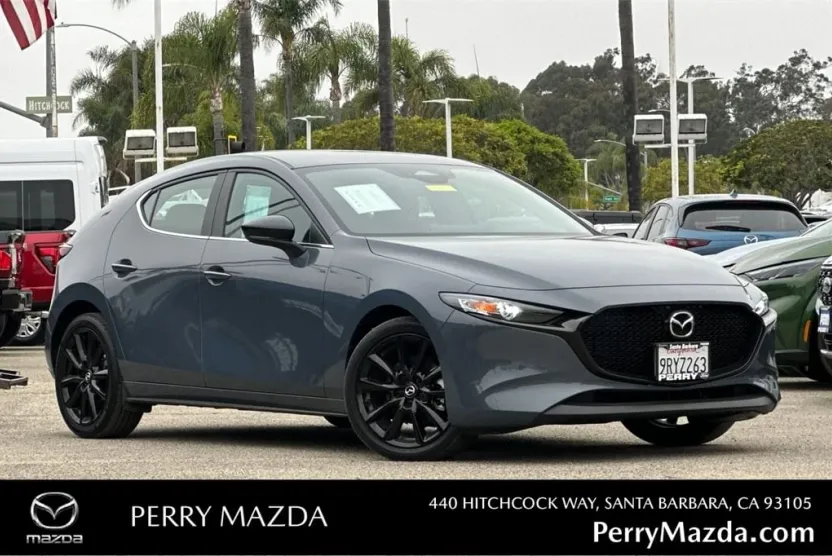 2024 Mazda Mazda3 Hatchback 2.5 s Carbon photo 1