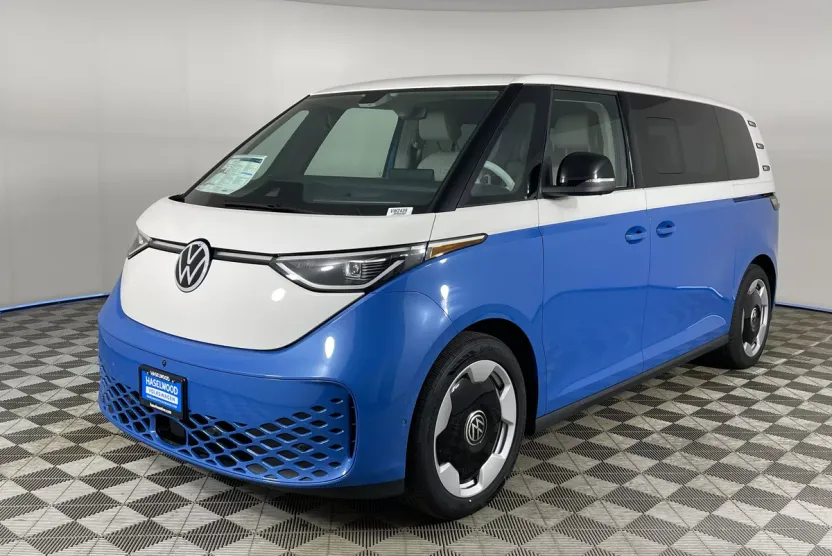 2025 Volkswagen ID. Buzz Pro Plus photo 1