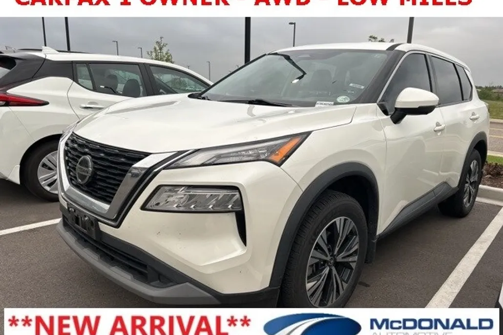 2021 Nissan Rogue SV photo 1