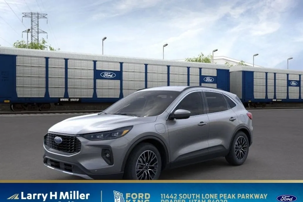 2025 Ford Escape photo 1