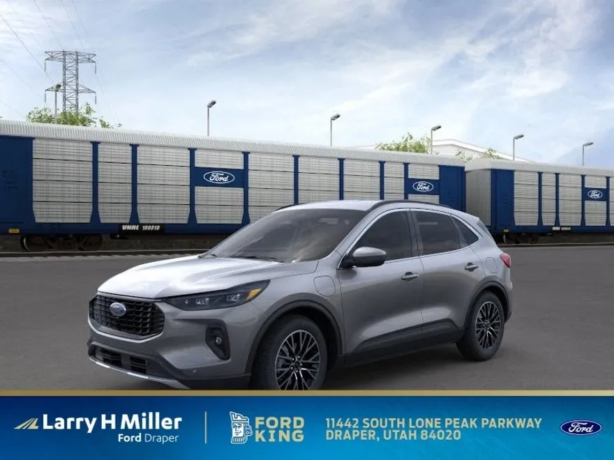2025 Ford Escape photo 1