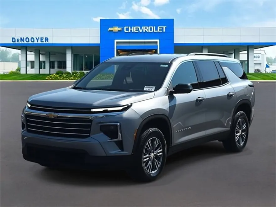 2026 Chevrolet Traverse photo 1