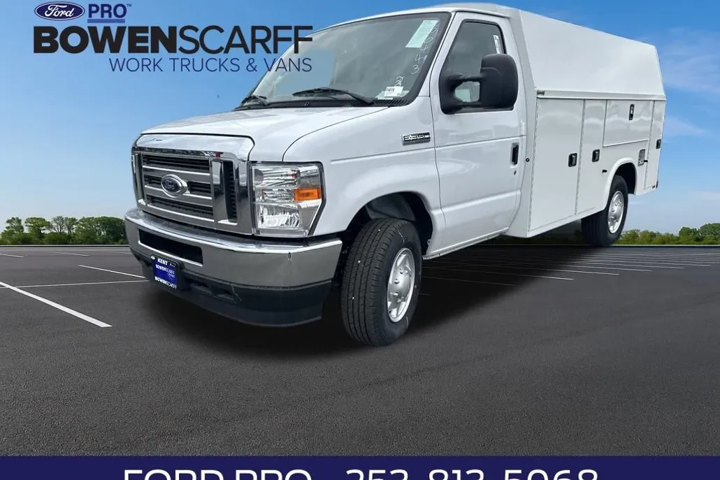 2025 Ford E-350 Base photo 1