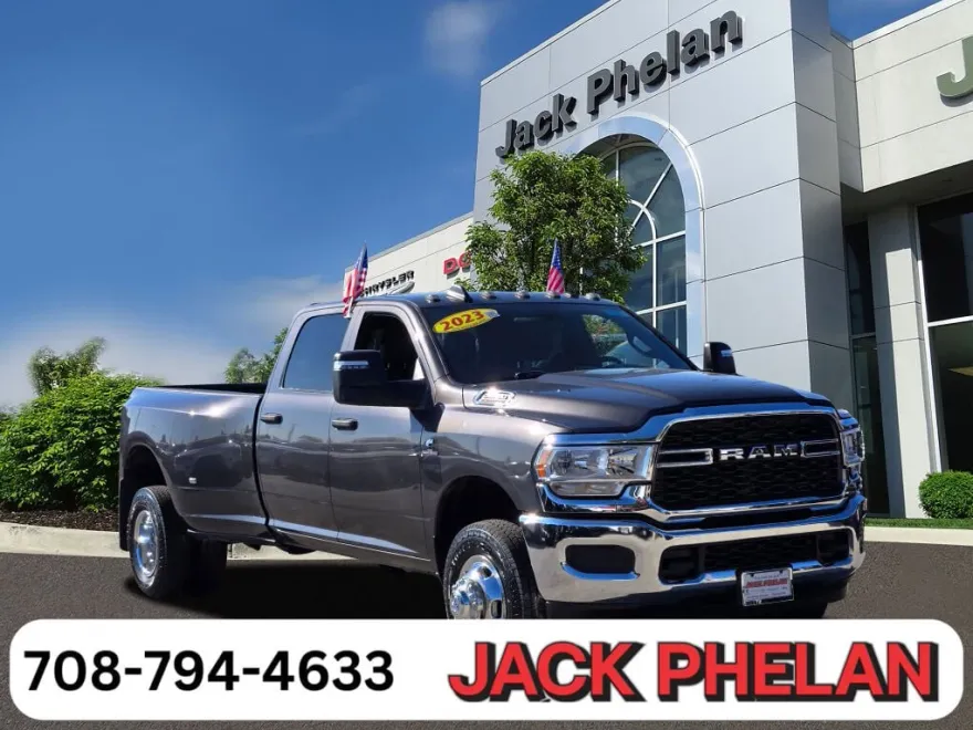 2023 Ram 3500 Tradesman photo 1