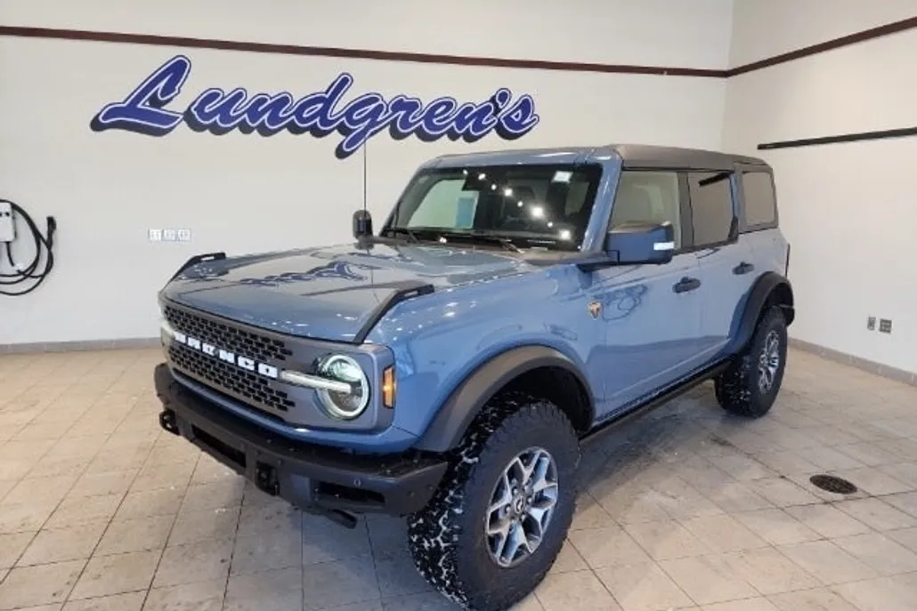 2024 Ford Bronco Badlands photo 1