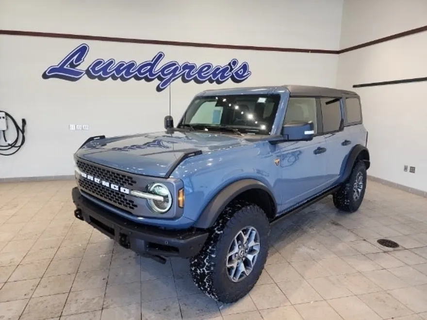 2024 Ford Bronco Badlands photo 1