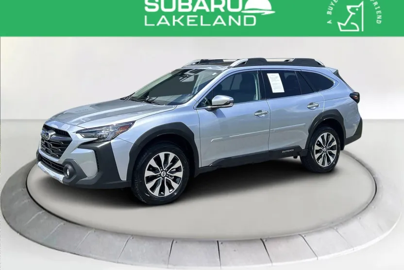 2025 Subaru Outback Touring photo 1