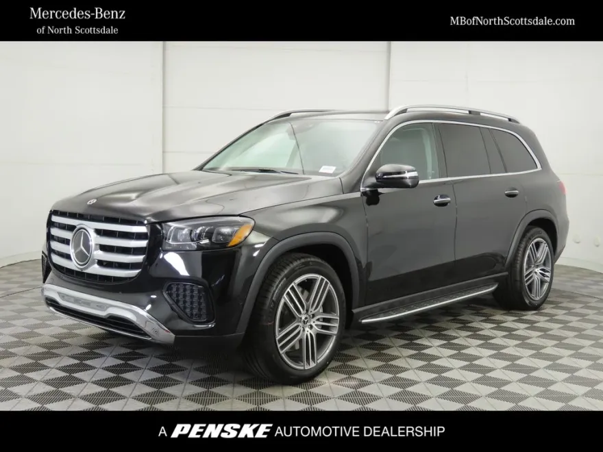 2026 Mercedes Benz GLS 450 4MATIC photo 1