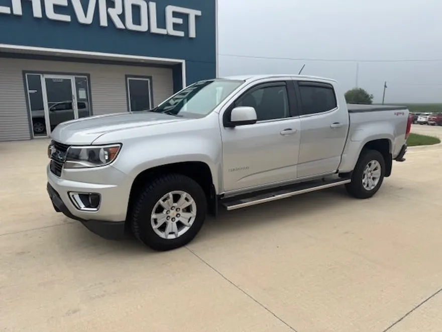 2019 Chevrolet Colorado LT photo 1