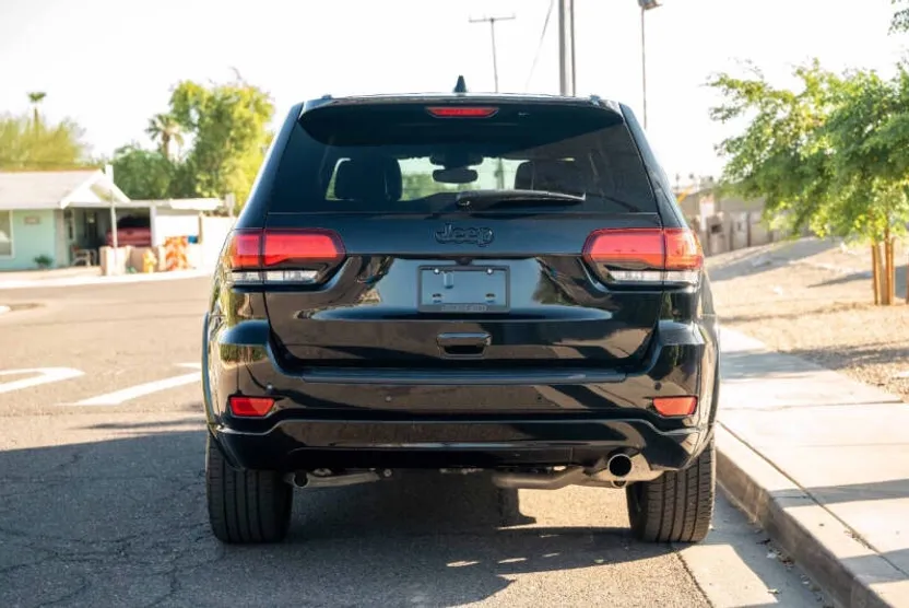 2020 Jeep Grand Cherokee Altitude photo 1