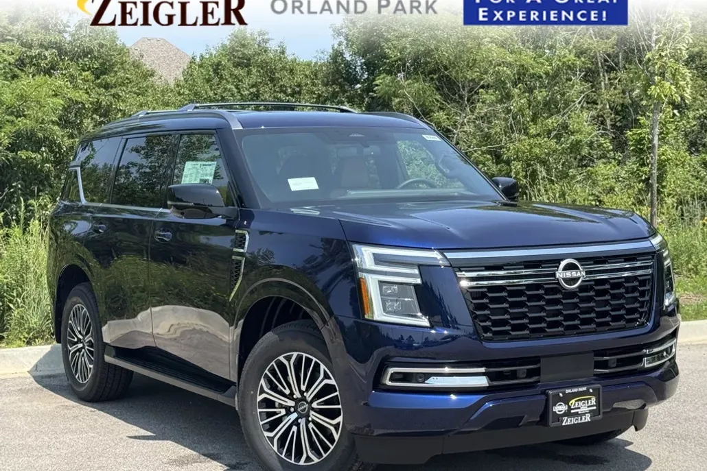 2025 Nissan Armada SL photo 1