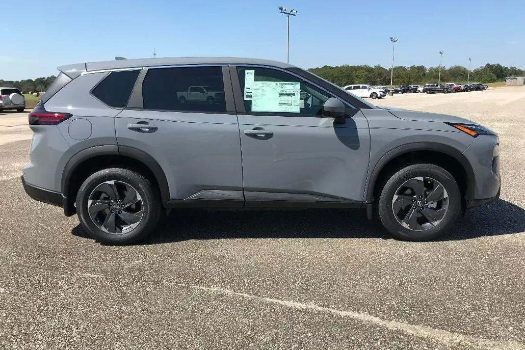 2026 Nissan Rogue SV photo 1