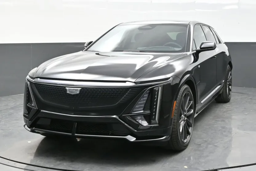 2026 Cadillac Lyriq photo 1