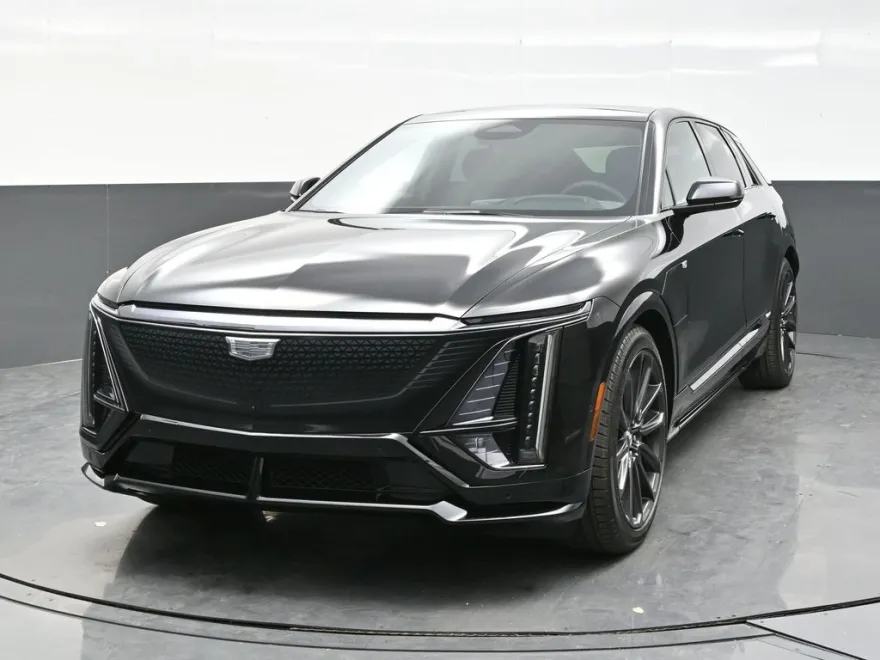 2026 Cadillac Lyriq photo 1