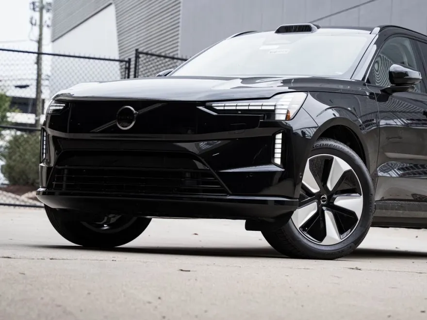 2025 Volvo EX90 Twin Motor Performance Plus photo 1