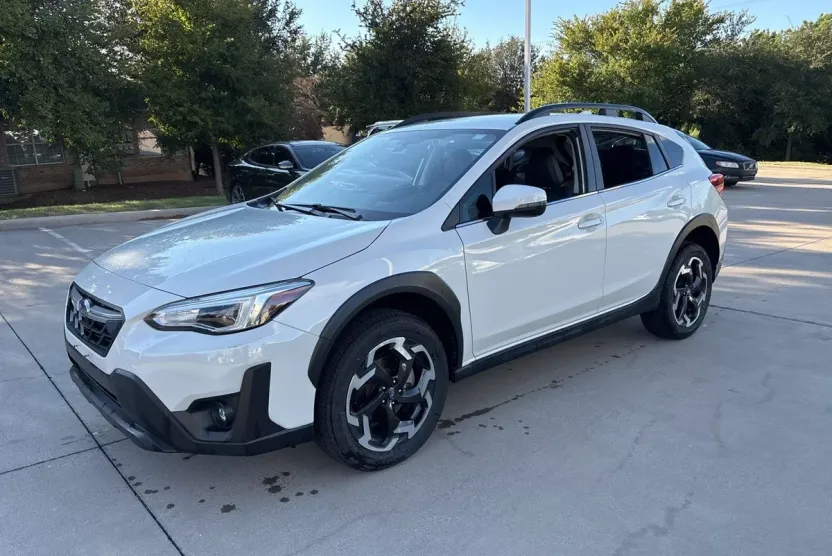 2023 Subaru Crosstrek Limited photo 1
