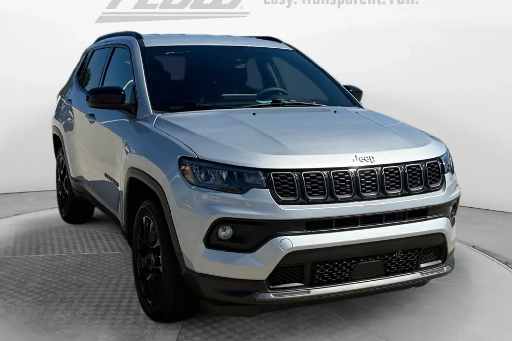 2025 Jeep Compass Latitude photo 1